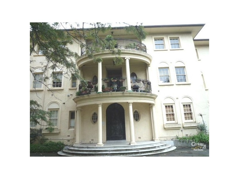 11/20 PRINCES STREET, St Kilda VIC 3182