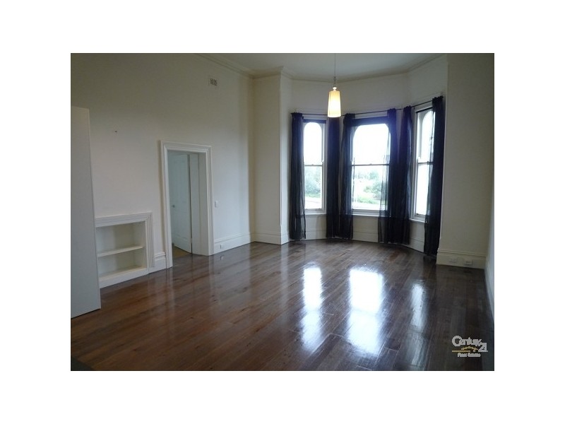 5/83 QUEENS ROAD, Melbourne VIC 3000