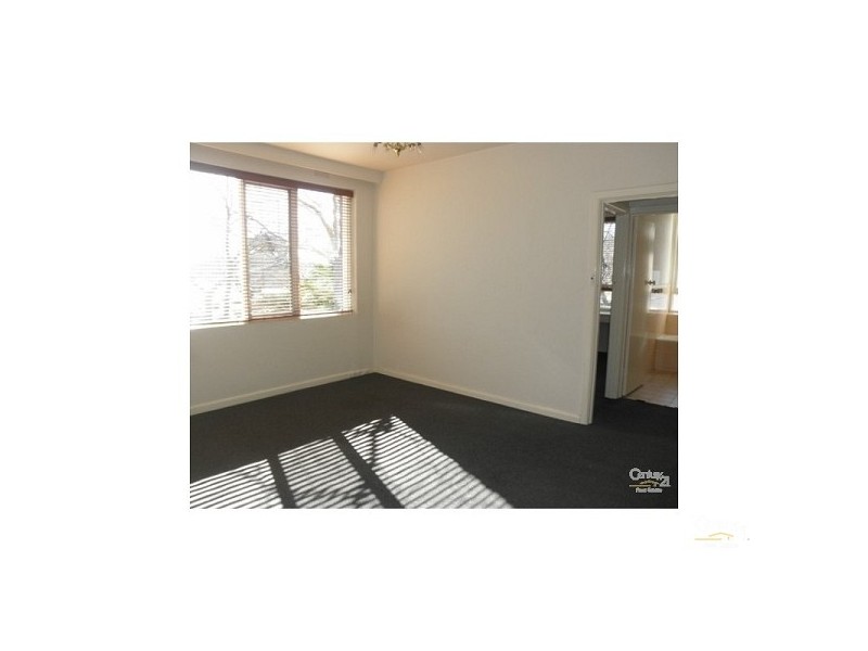 9/25 BRIGHTON ROAD, St Kilda VIC 3182