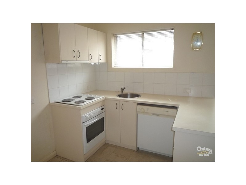 8/100 MILLSWYN STREET, South Yarra VIC 3141