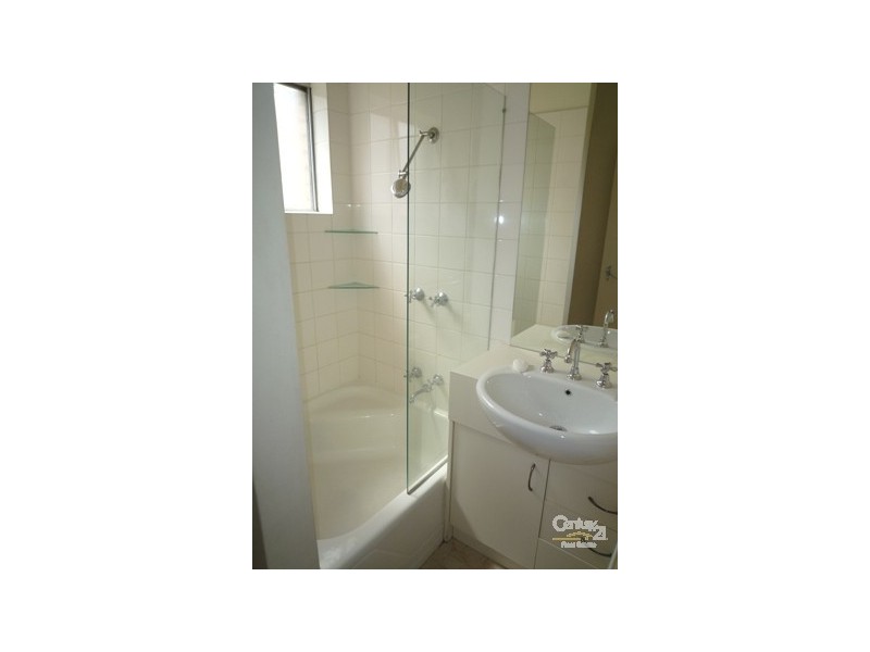 8/100 MILLSWYN STREET, South Yarra VIC 3141