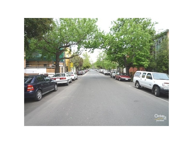 8/100 MILLSWYN STREET, South Yarra VIC 3141