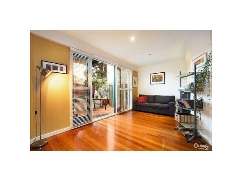 57 HAVELOCK STREET, St Kilda VIC 3182