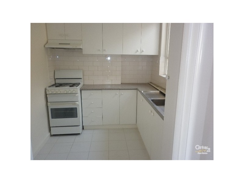 9/228 INKERMAN STREET, St Kilda East VIC 3183