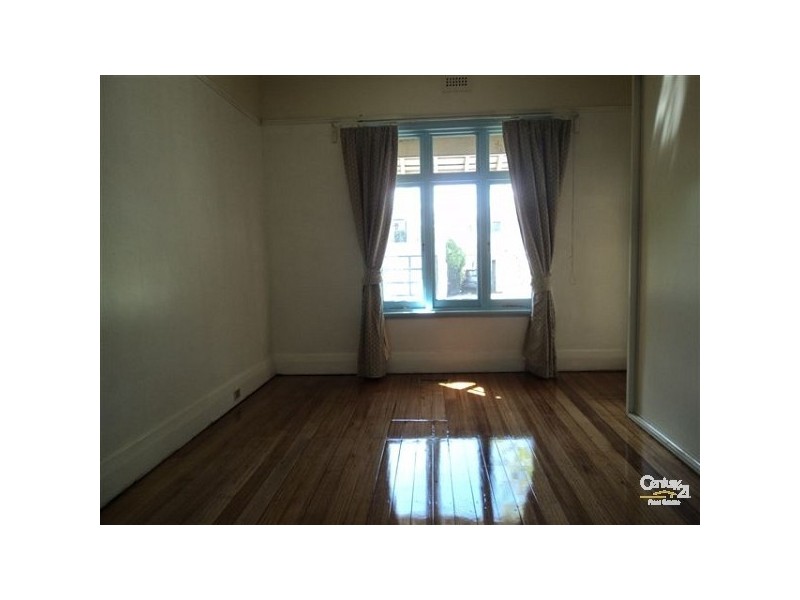 7 VISTA GROVE, Toorak VIC 3142