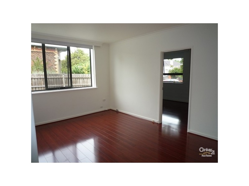 2/1 WREXHAM ROAD, Prahran VIC 3181