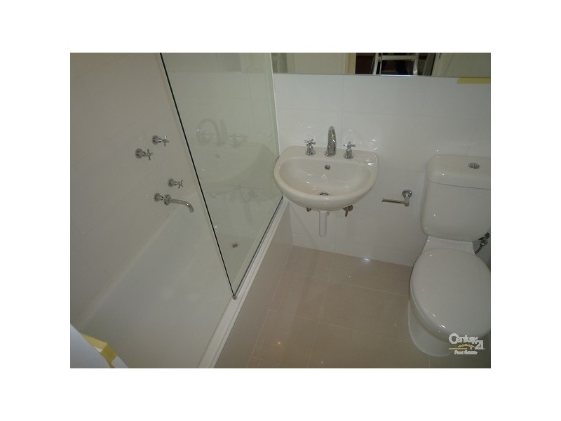 2/1 WREXHAM ROAD, Prahran VIC 3181