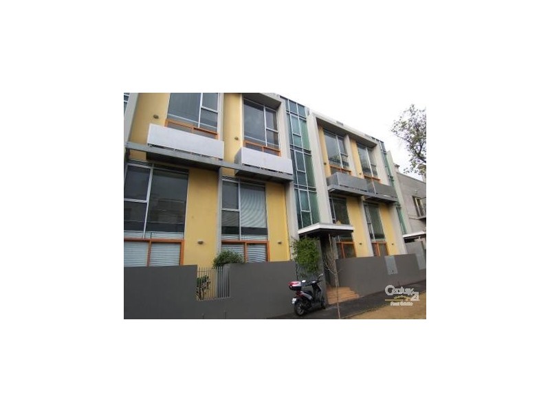 11/38 FITZROY STREET, St Kilda VIC 3182