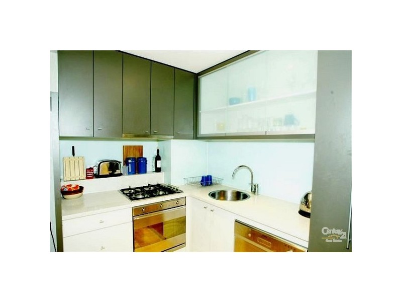 11/38 FITZROY STREET, St Kilda VIC 3182