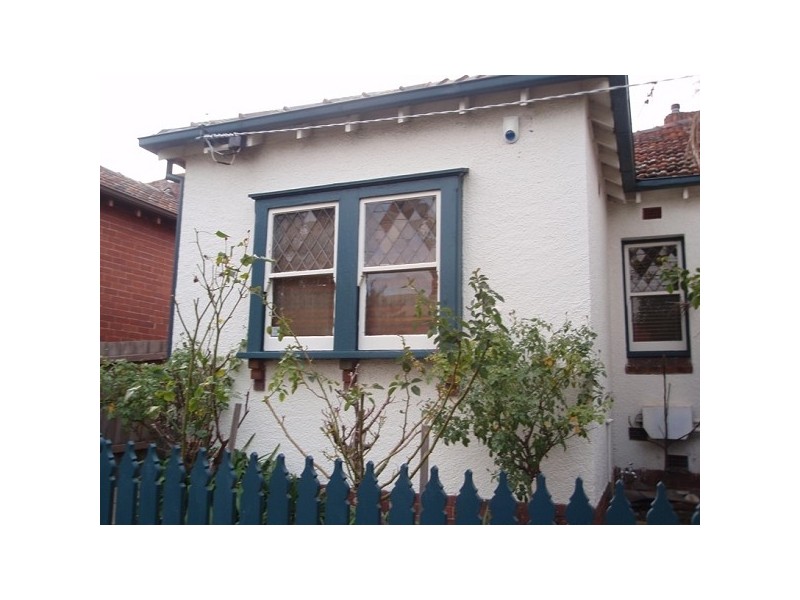 12 THOMAS STREET SOUTH, Prahran VIC 3181