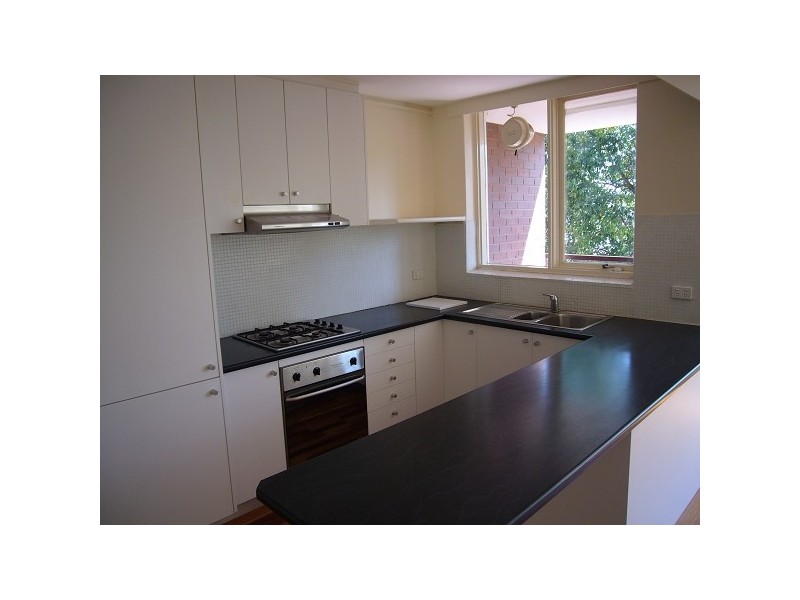 5/9 CANTERBURY ROAD, Toorak VIC 3142