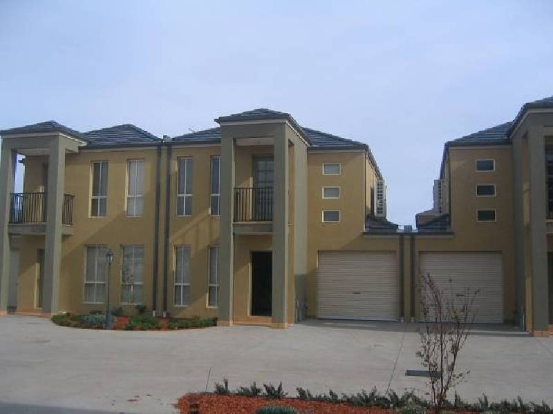 13/6-8 LORRAINE COURT, Hillside VIC 3037