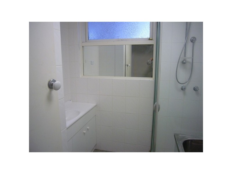 4/1529 MALVERN ROAD, Glen Iris VIC 3146