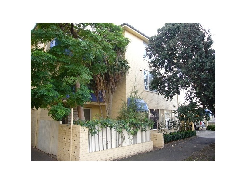 12/30 SHELLEY STREET, Elwood VIC 3184