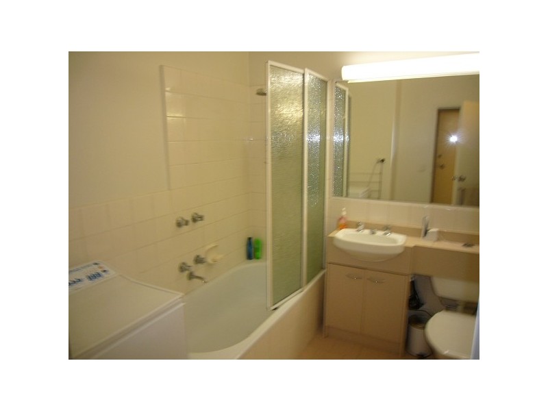 12/30 SHELLEY STREET, Elwood VIC 3184