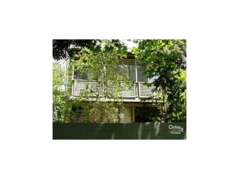 5/19 CHARNWOOD ROAD, St Kilda VIC 3182