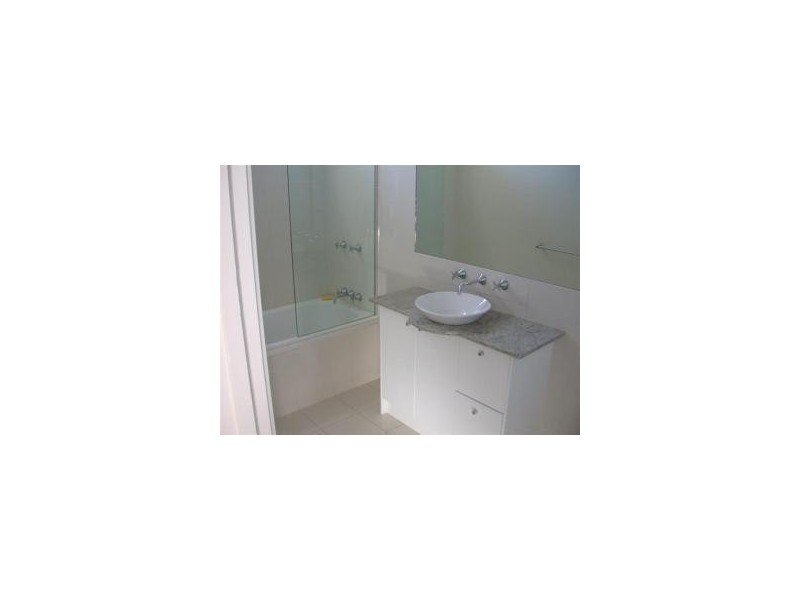 6/390 RUSSELL STREET, Melbourne VIC 3000