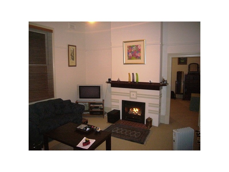 1/57 ROBE STREET, St Kilda VIC 3182