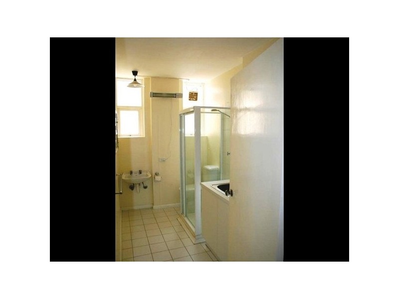 3/22B CRIMEA STREET, St Kilda VIC 3182