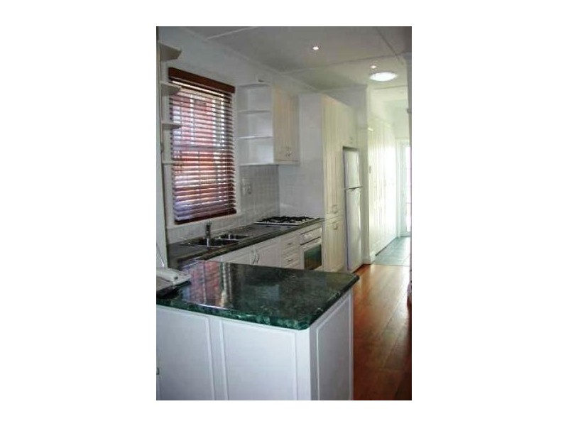 12 THOMAS STREET SOUTH, Prahran VIC 3181