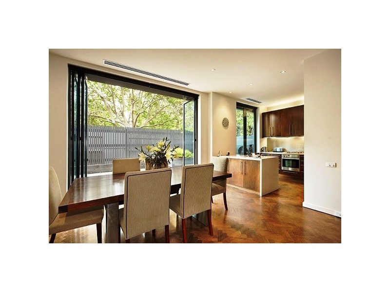 6/2A ROCKLEY ROAD, Toorak VIC 3142