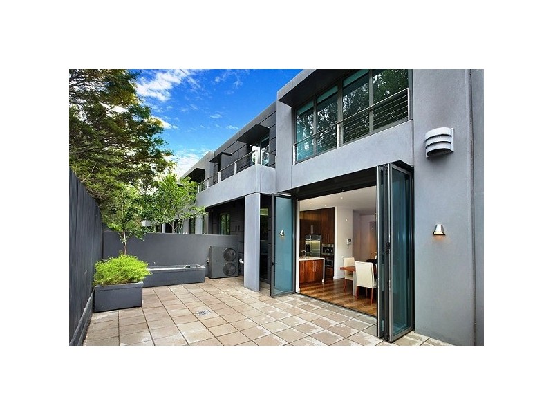 6/2A ROCKLEY ROAD, Toorak VIC 3142