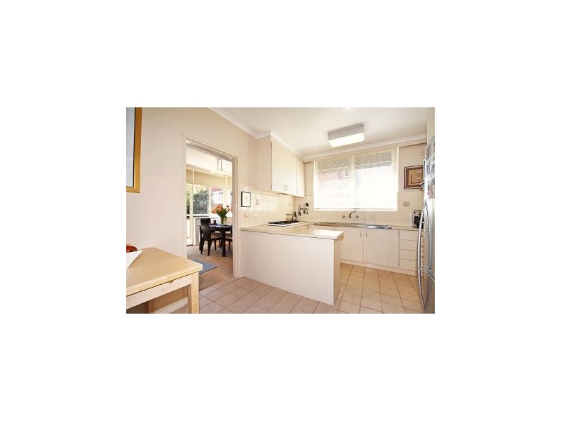 6/20 TENNYSON STREET, St Kilda VIC 3182