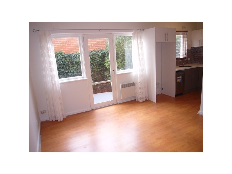 3/22 TRINIAN STREET, Prahran VIC 3181