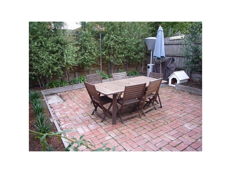 35 HENRYVILLE STREET, St Kilda VIC 3182