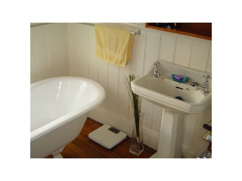 5 JERVOIS STREET, St Kilda East VIC 3183