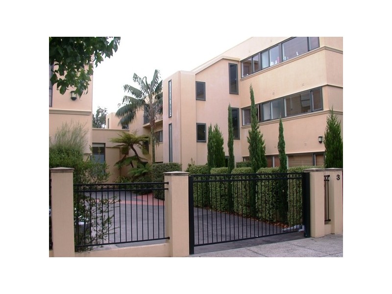 11/5 CHOMLEY STREET, Prahran VIC 3181