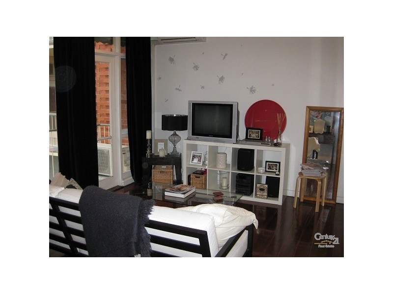 16/306 INKERMAN STREET, St Kilda East VIC 3183