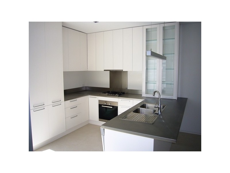 12A NELSON STREET, St Kilda East VIC 3183