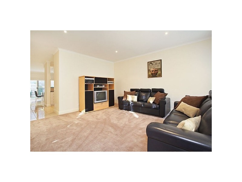 2B Neath Street, Surrey Hills VIC 3127