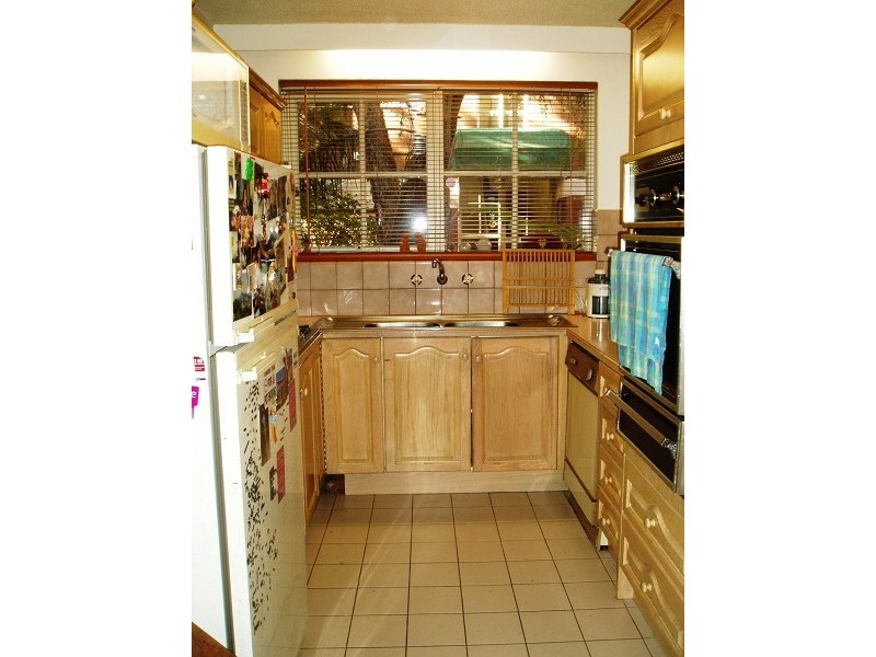 2/328 DANDENONG ROAD, St Kilda East VIC 3183