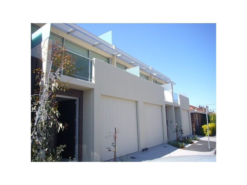 12A NELSON STREET, St Kilda VIC 3182