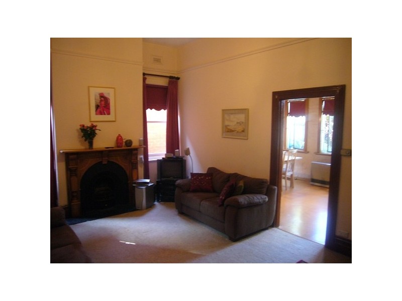 141 RICHARDSON STREET, Albert Park VIC 3206