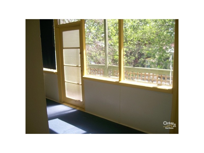 1/19 CHARNWOOD ROAD, St Kilda VIC 3182