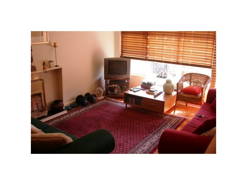 15/3 WIMBLEDON AVENUE, Elwood VIC 3184