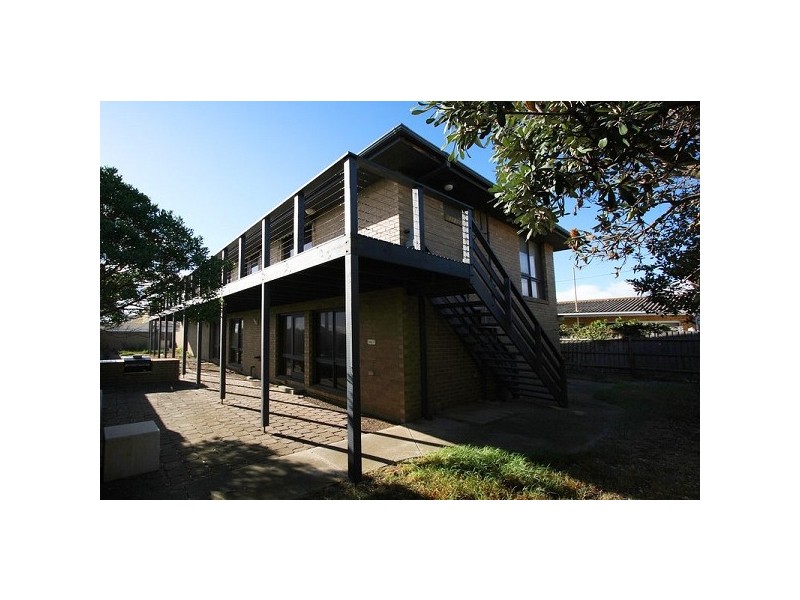 12 Roycroft Avenue, Aspendale VIC 3195