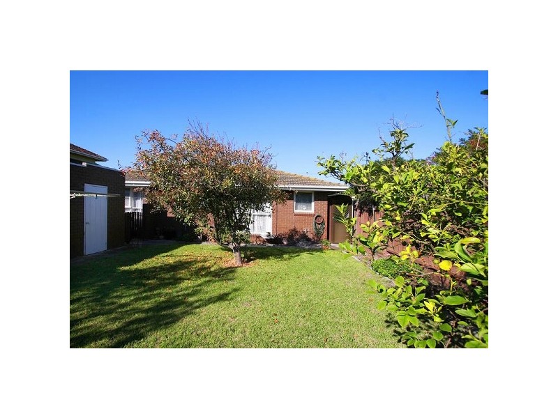 1 Tarlee Court, Aspendale VIC 3195