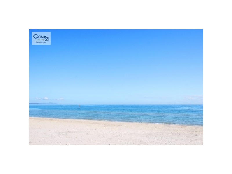 2/63 Royal Road, Bonbeach VIC 3196