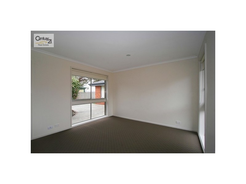 2/63 Royal Road, Bonbeach VIC 3196