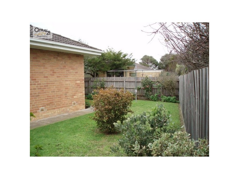 17/10-12 Robertson Parade, Aspendale VIC 3195