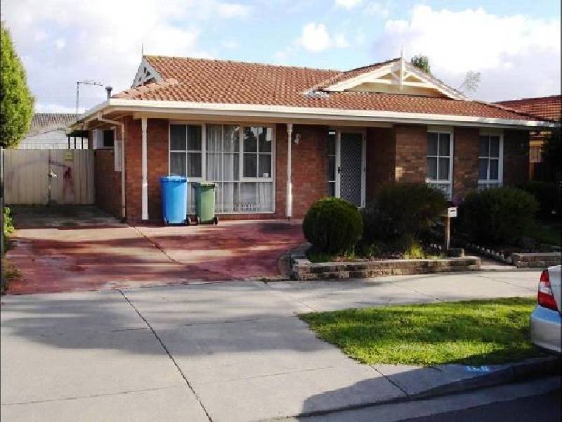 105 Monahans Road, Cranbourne VIC 3977