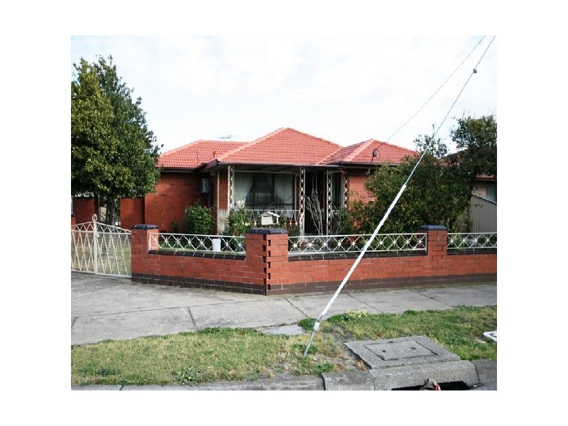 2 Melview Drive, Springvale South VIC 3172