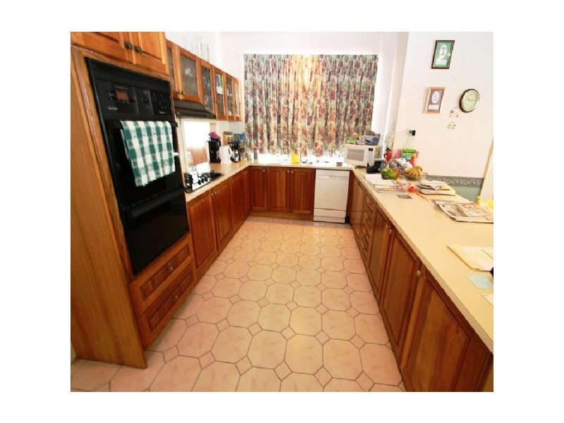 13 Effie Court, Springvale South VIC 3172