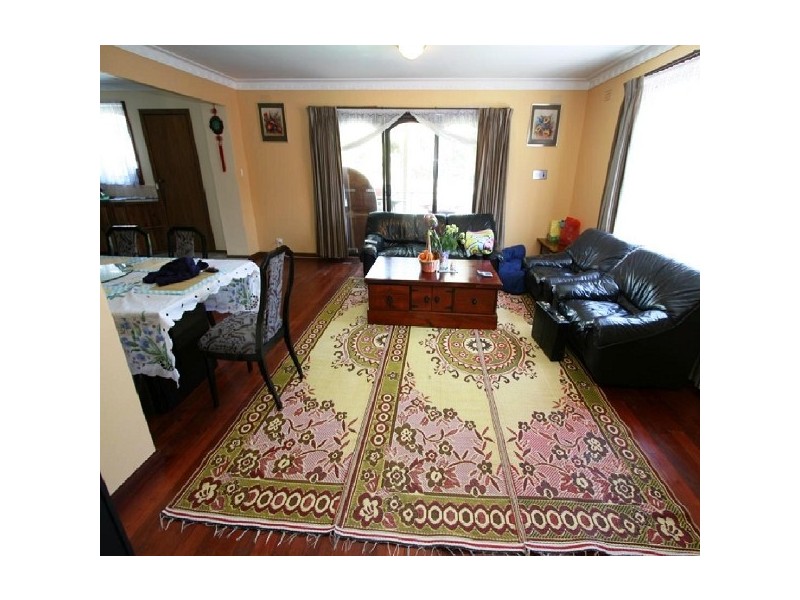 13 Finisterre Drive, Keysborough VIC 3173