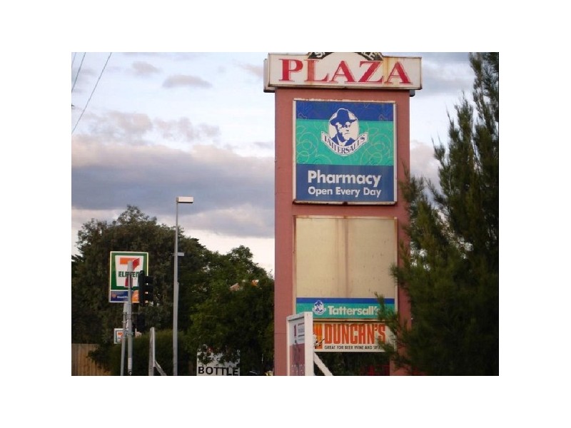 15 Loris Street, Springvale South VIC 3172