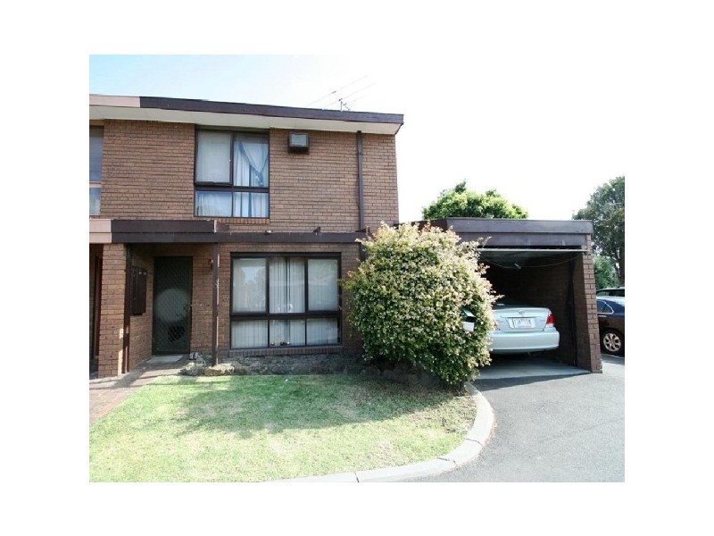 8 Dryandra Crescent, Keysborough VIC 3173